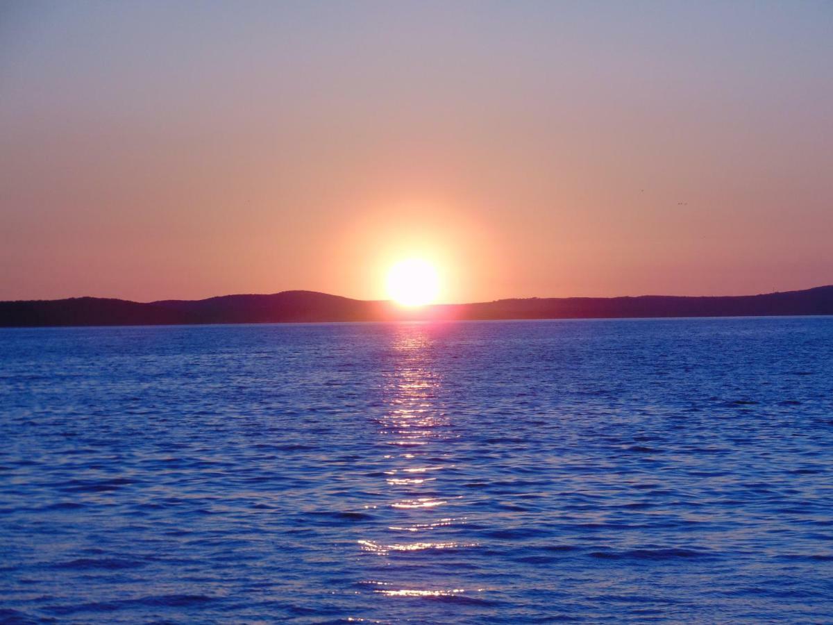 Studio Sunset *